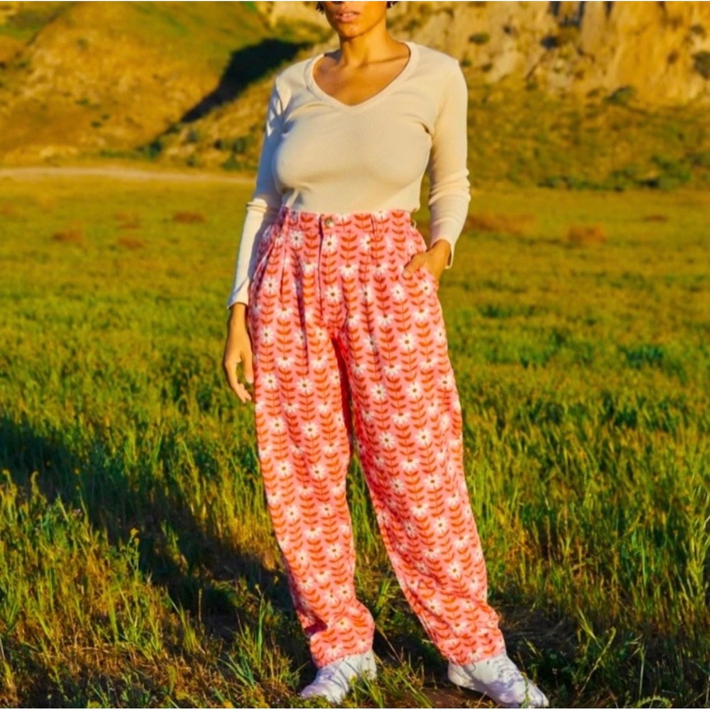 Big Bud Press Pink Lazy Daisy pleated trousers Small Cotton quirky artsy boho